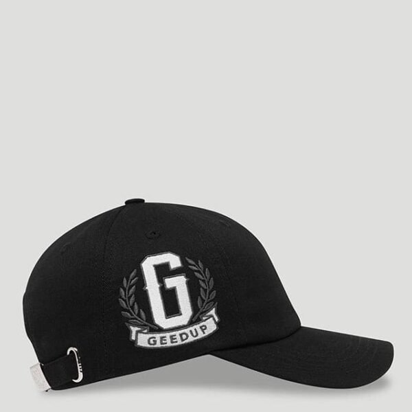 Geedup g Wreath Hat Black White